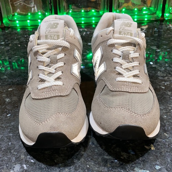 New Balance Women’s Classic 574 Core Pack Grey Athletic Shoes Size 8.5 - Picture 5 of 15
